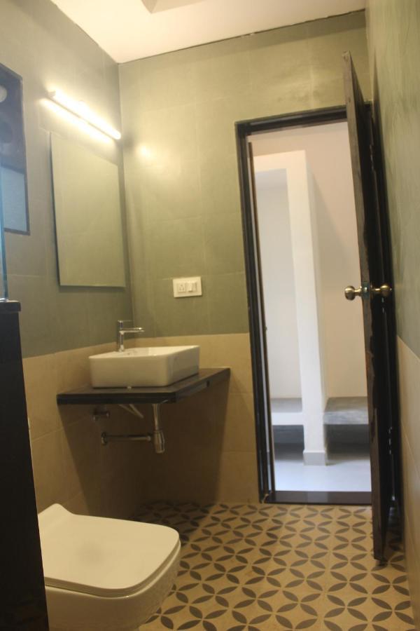 Seaprincess Guesthouse Anjuna Bagian luar foto