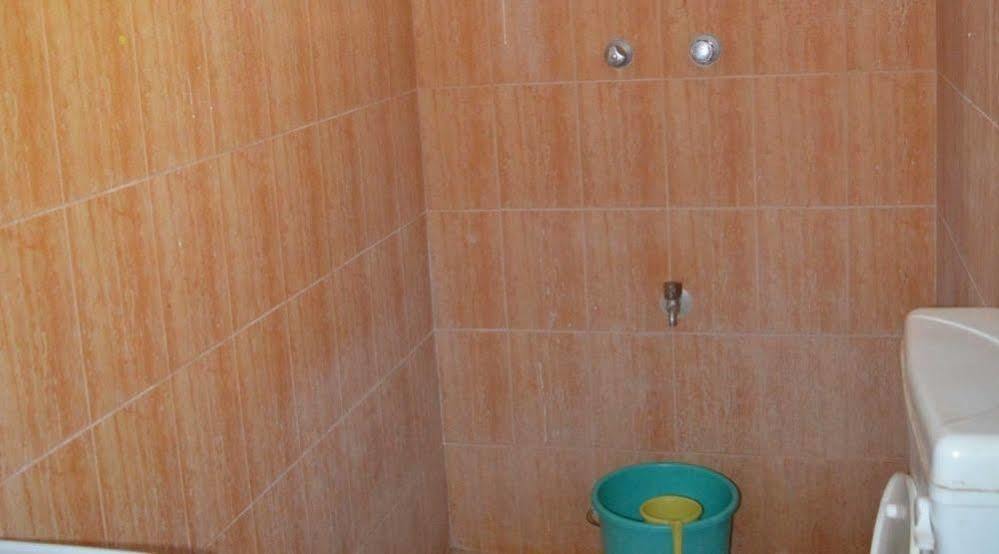 Seaprincess Guesthouse Anjuna Bagian luar foto
